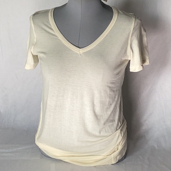 Lululemon tank top - Picture 3 of 6